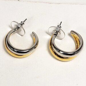 Women's Stunning Polished Dual Tones Open Hoops Design Earrings